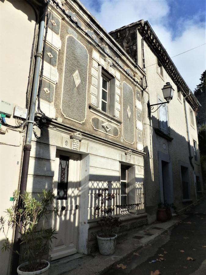 Сasa de vacaciones Maison Des Remparts Nichee Sous La Cite