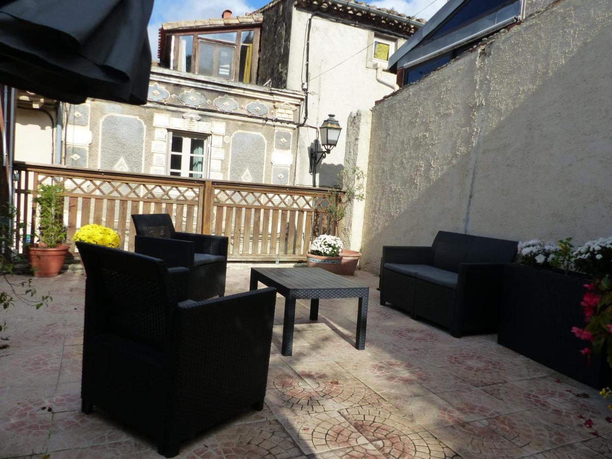Holiday home Maison Des Remparts Nichee Sous La Cite
