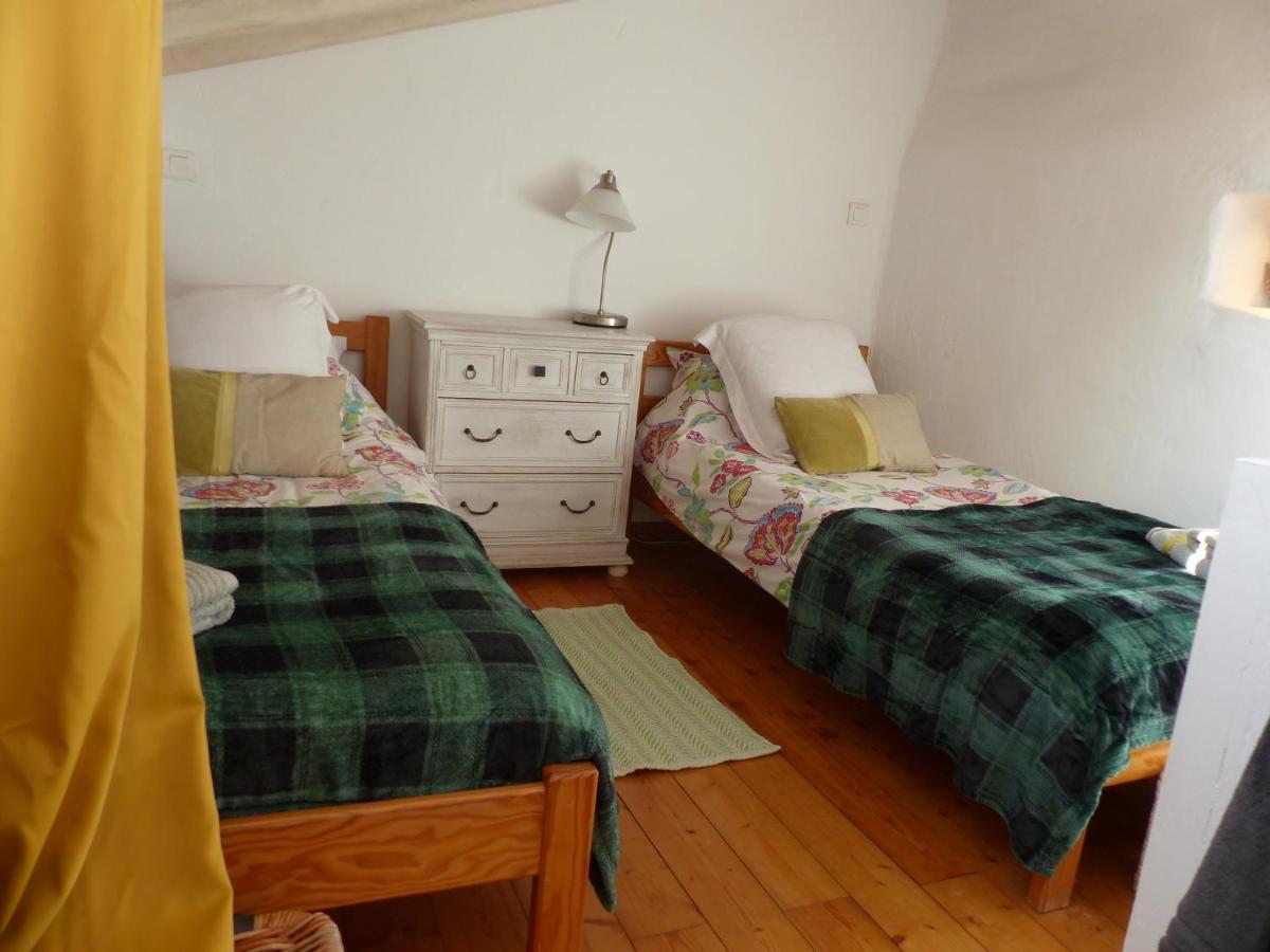 Maison Des Remparts Nichee Sous La Cite Holiday home Carcassonne