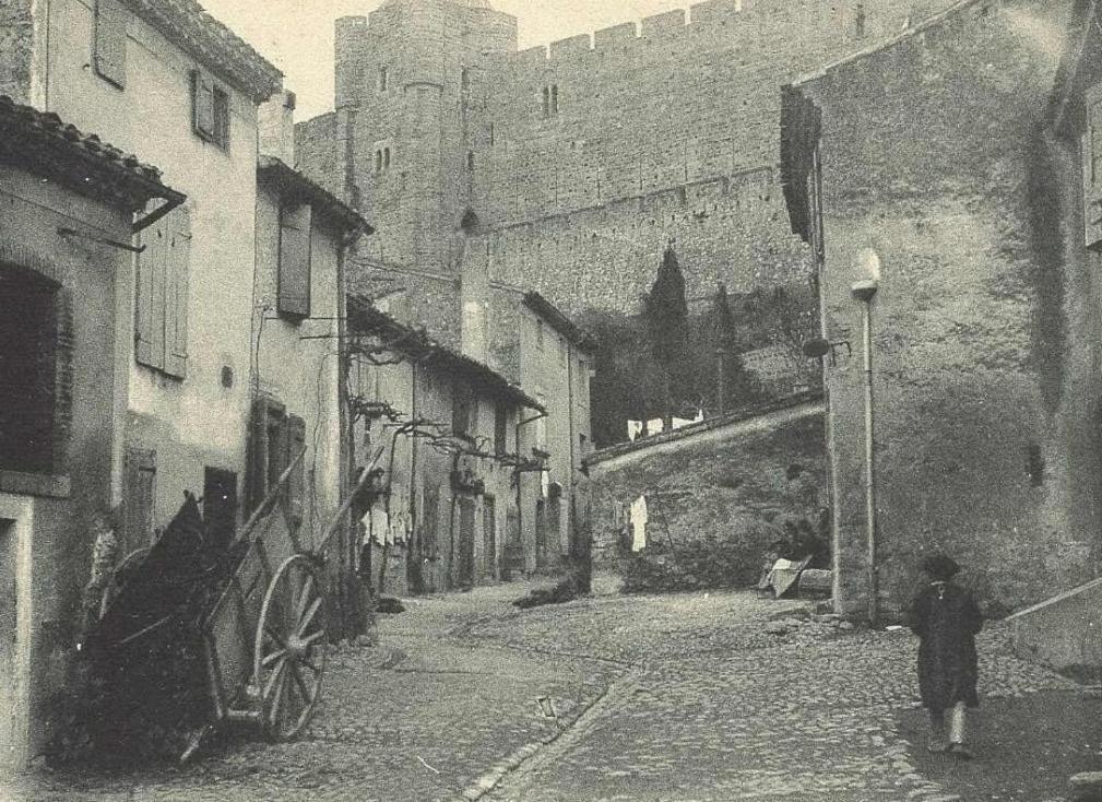 Maison Des Remparts Nichee Sous La Cite Holiday home