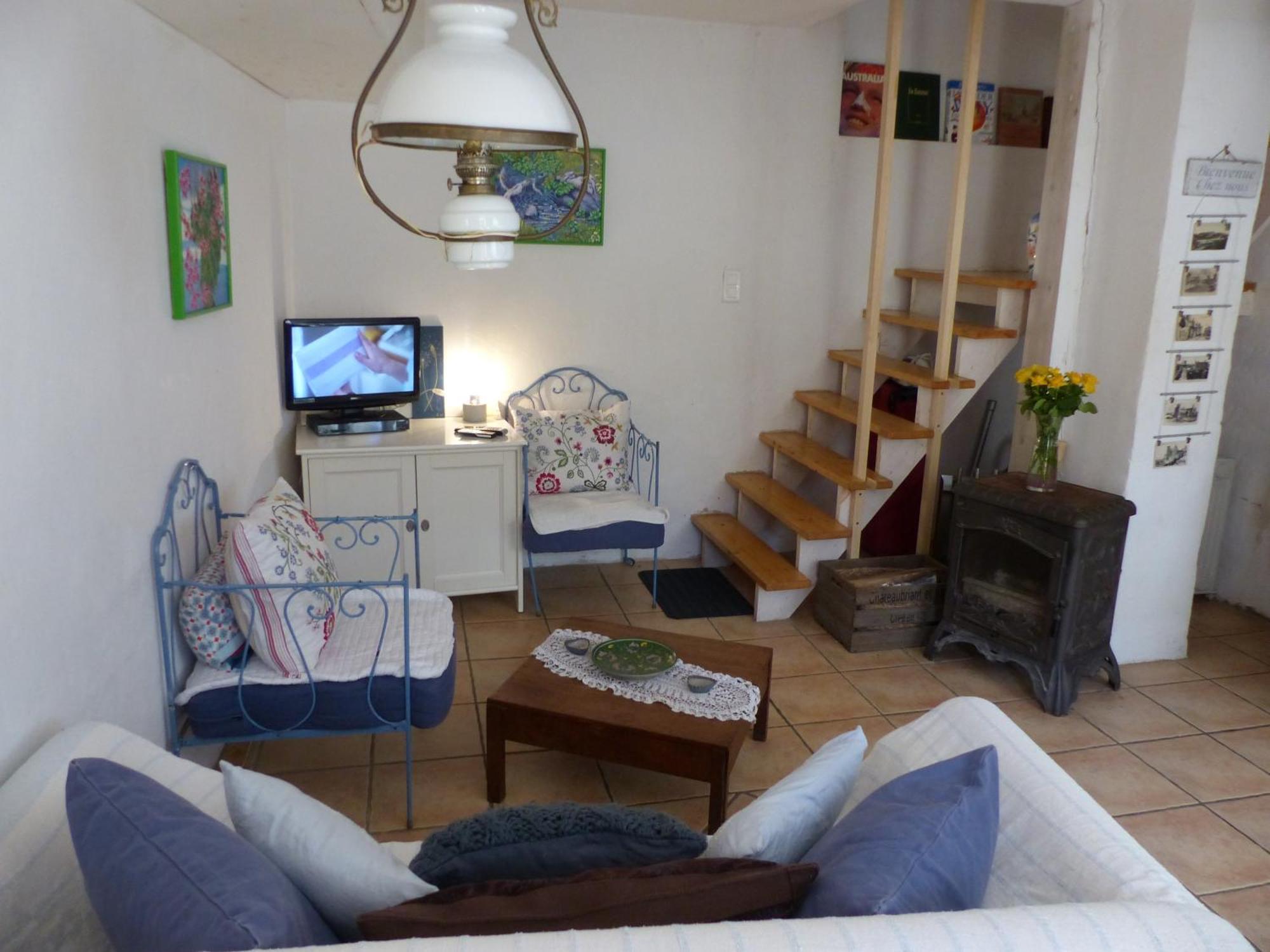 Maison Des Remparts Nichee Sous La Cite Holiday home Carcassonne