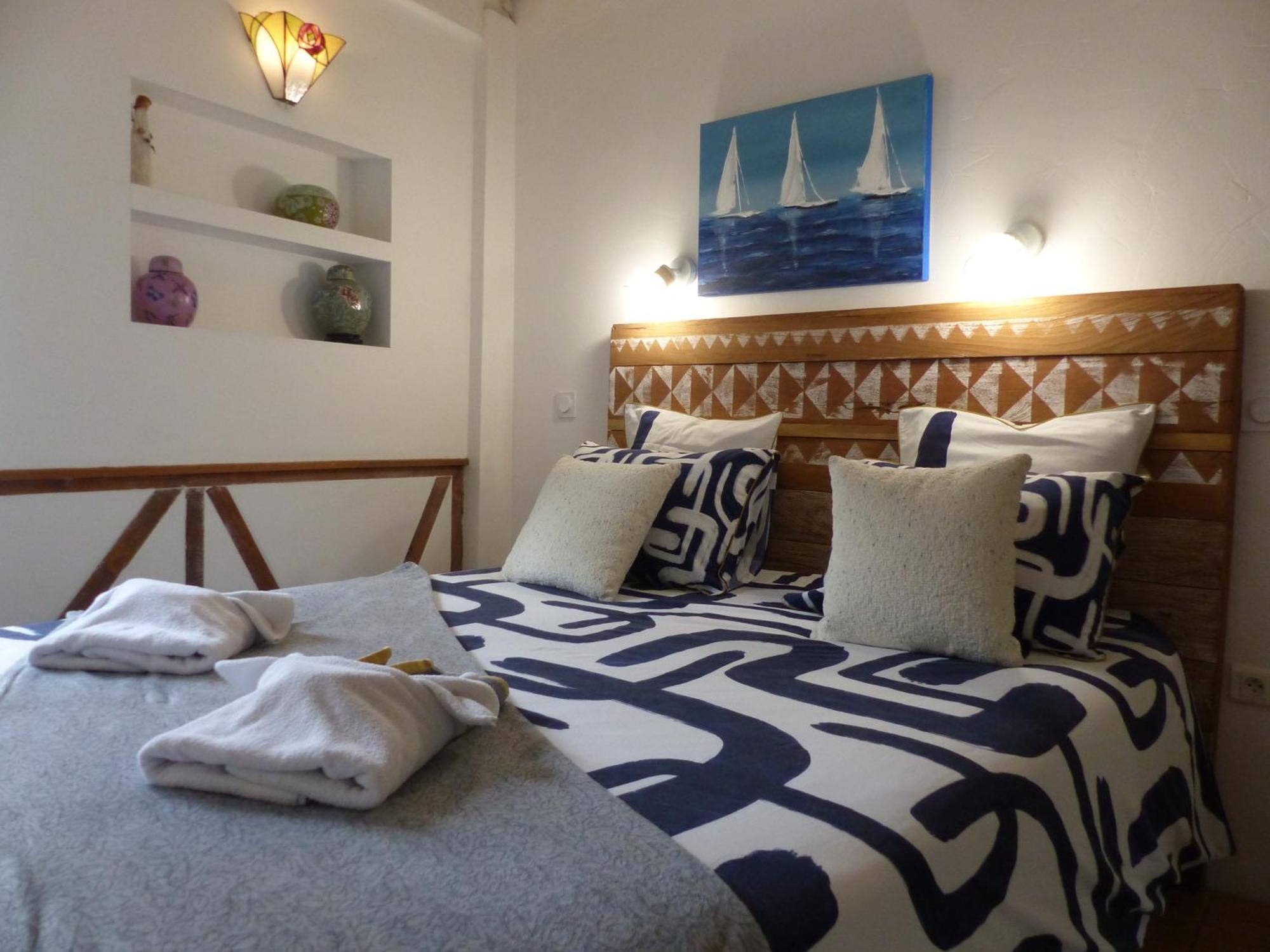 Maison Des Remparts Nichee Sous La Cite Holiday home *